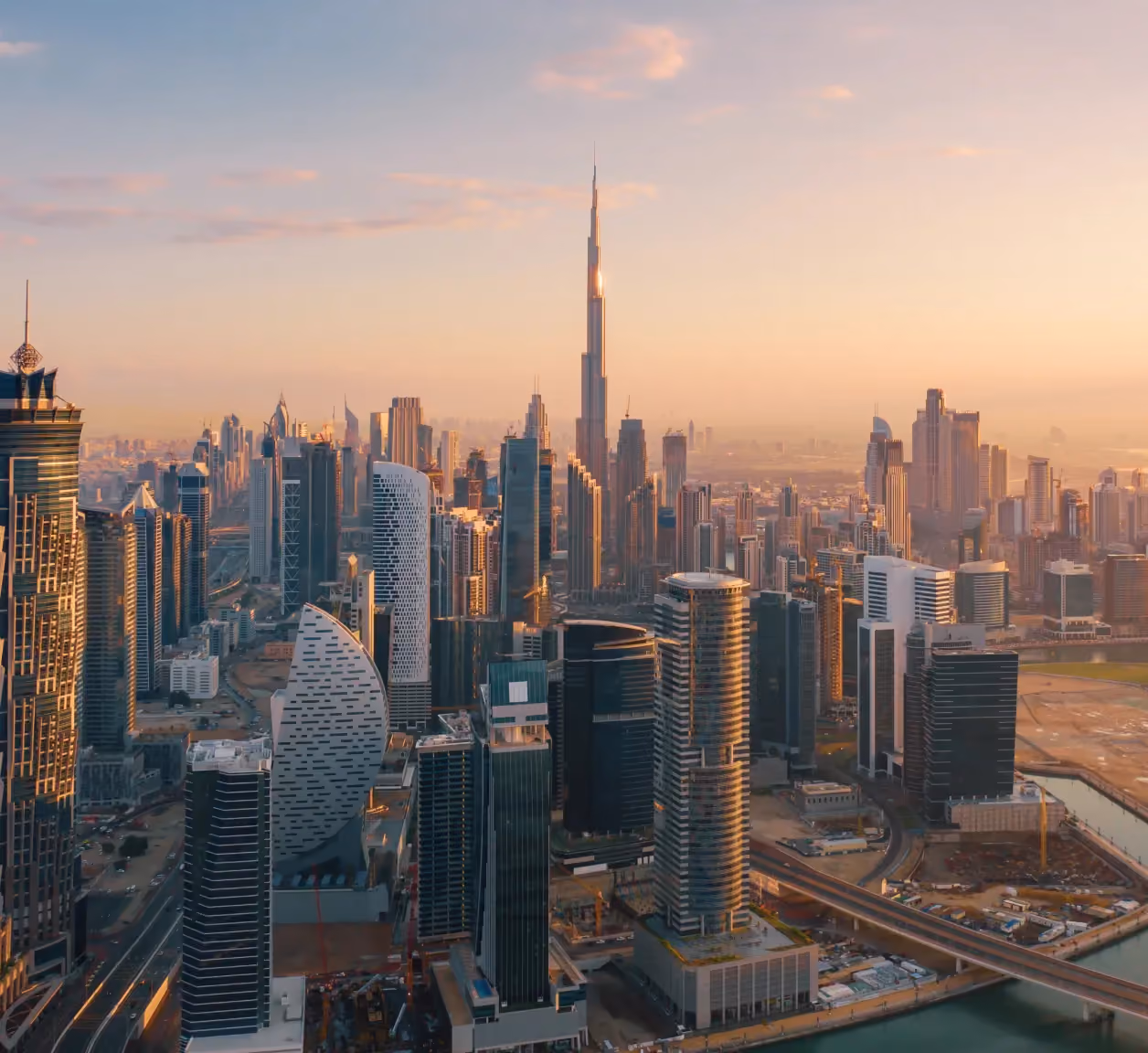 Bilingual Creative for the UAE and GCC