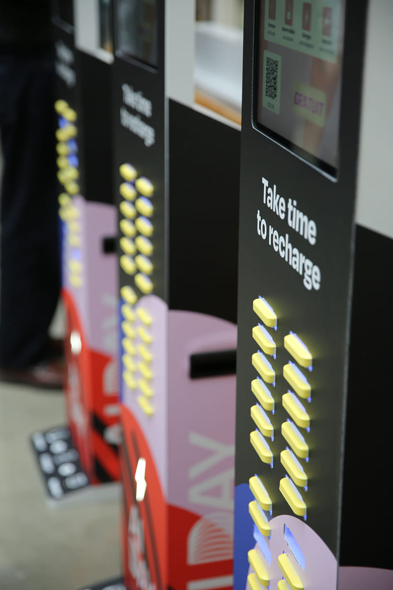 OneFlash stations for AI Day