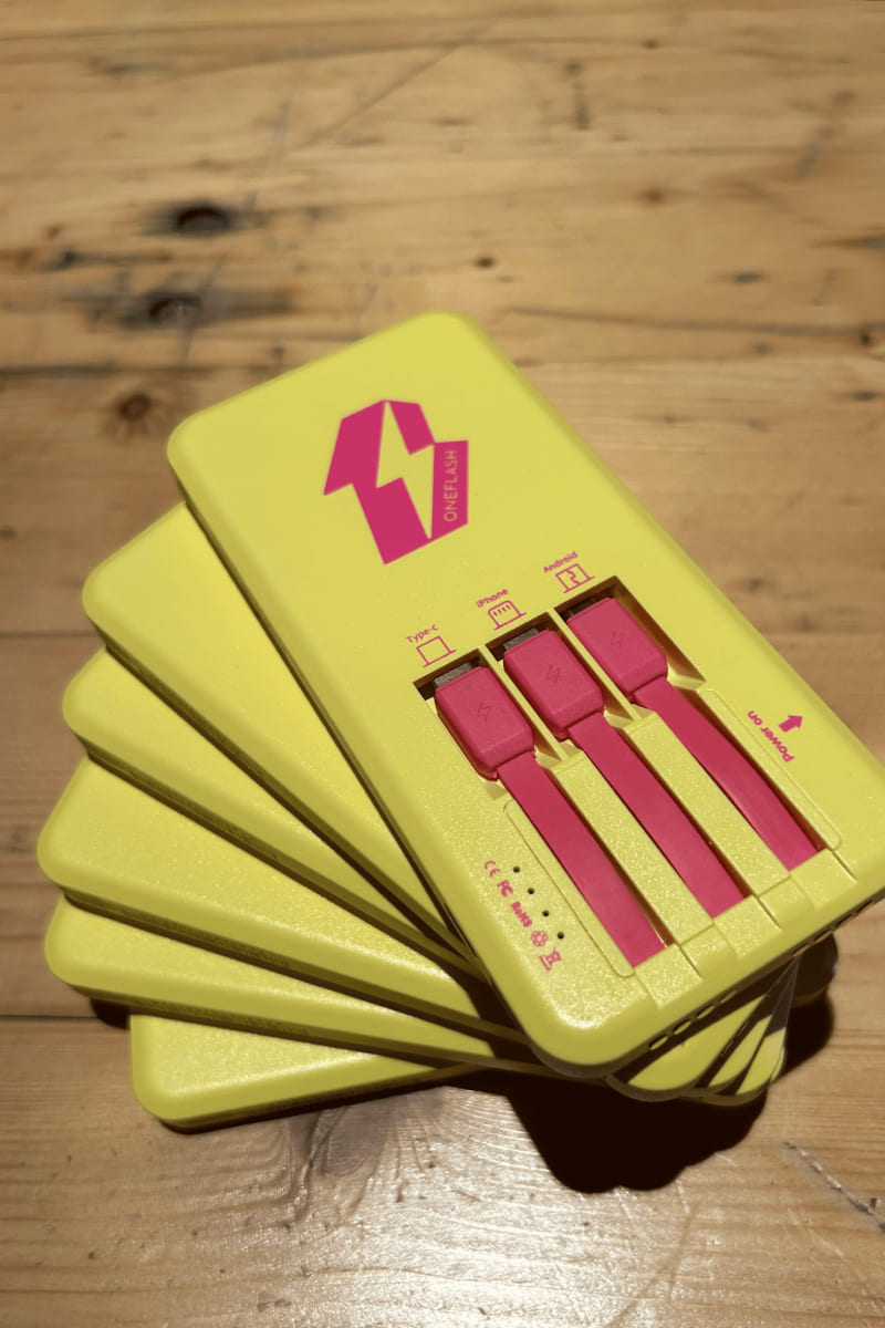 Stacked OneFlash power banks
