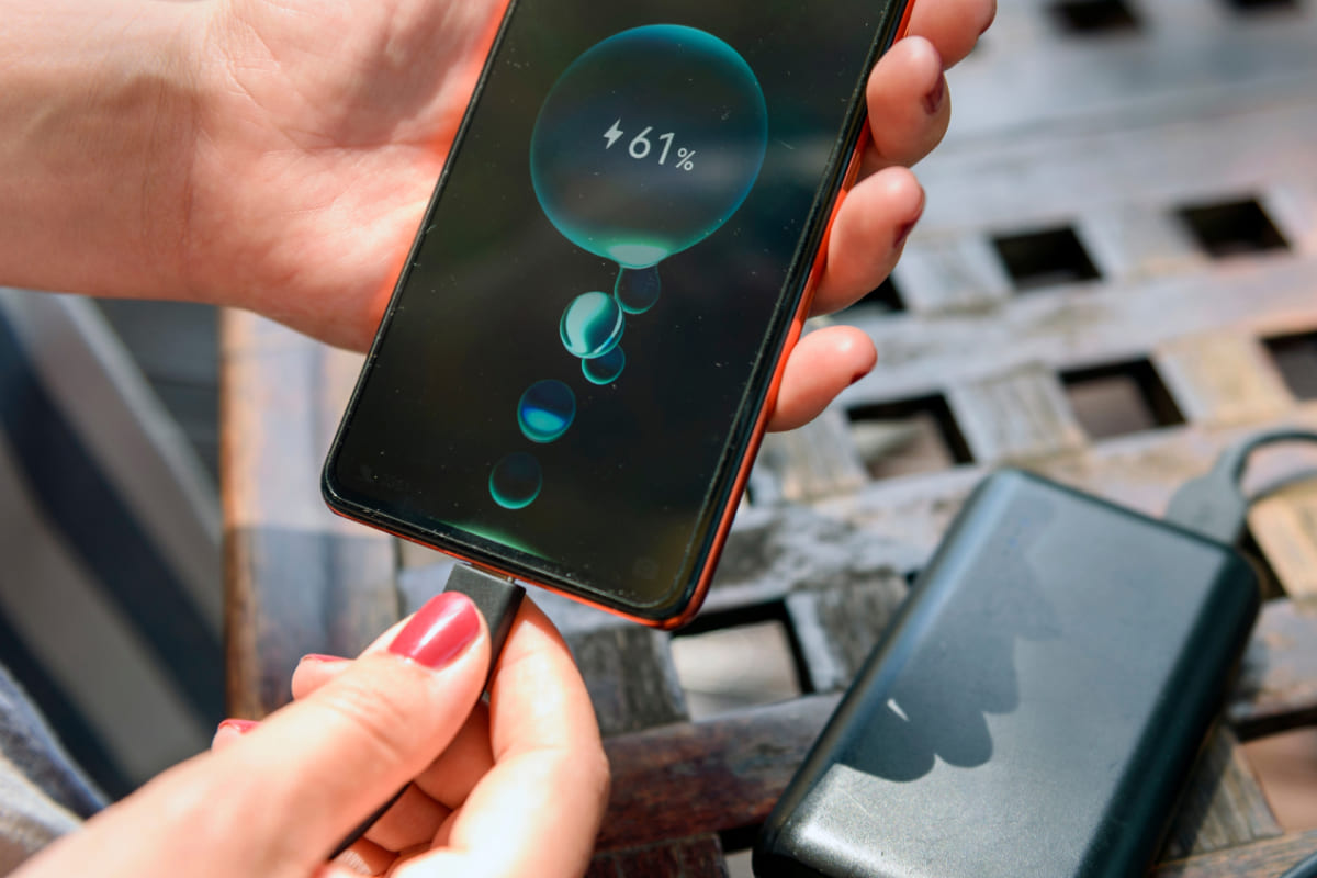 Phone showing 61% battery while charging