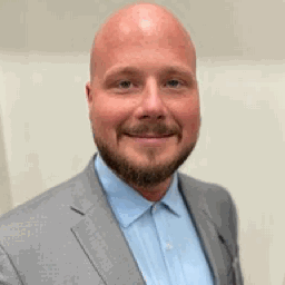 Nick Brueggeman headshot