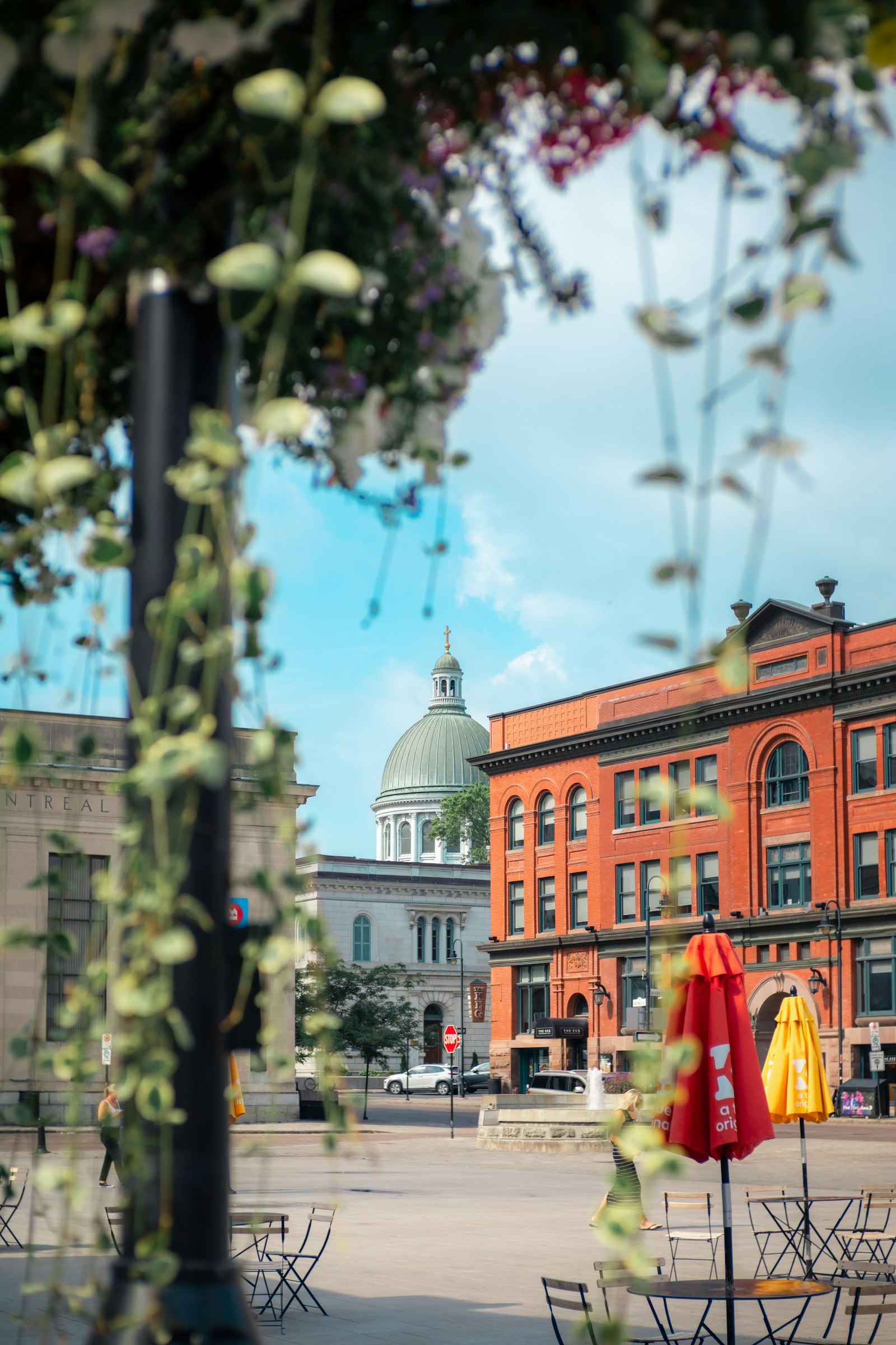City hall and a public square in a downtown Ontario community