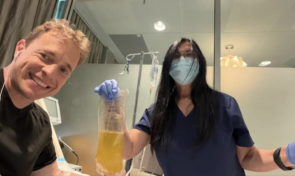 Member and clinician during a treatment session