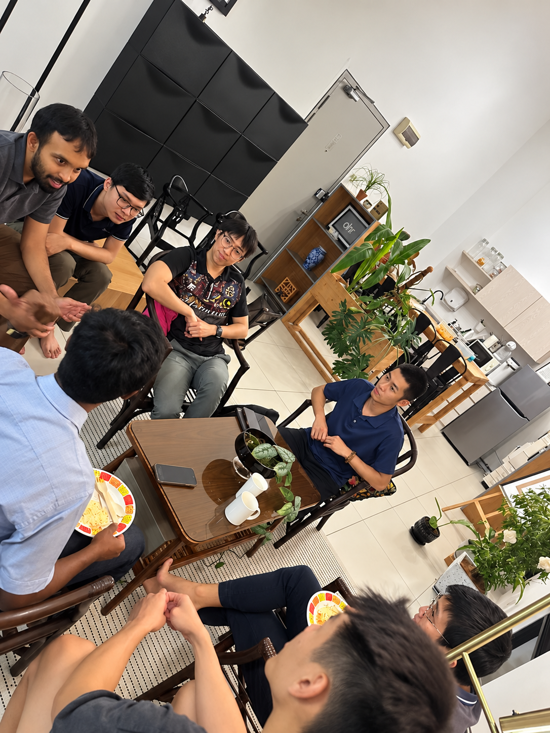 Round-table exchange