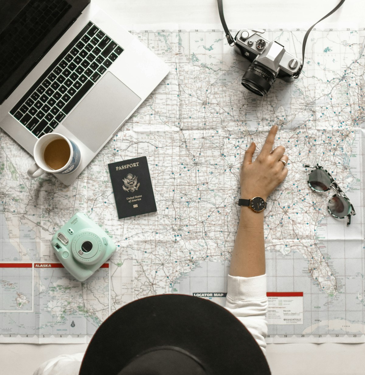 Planning a travel route on a map