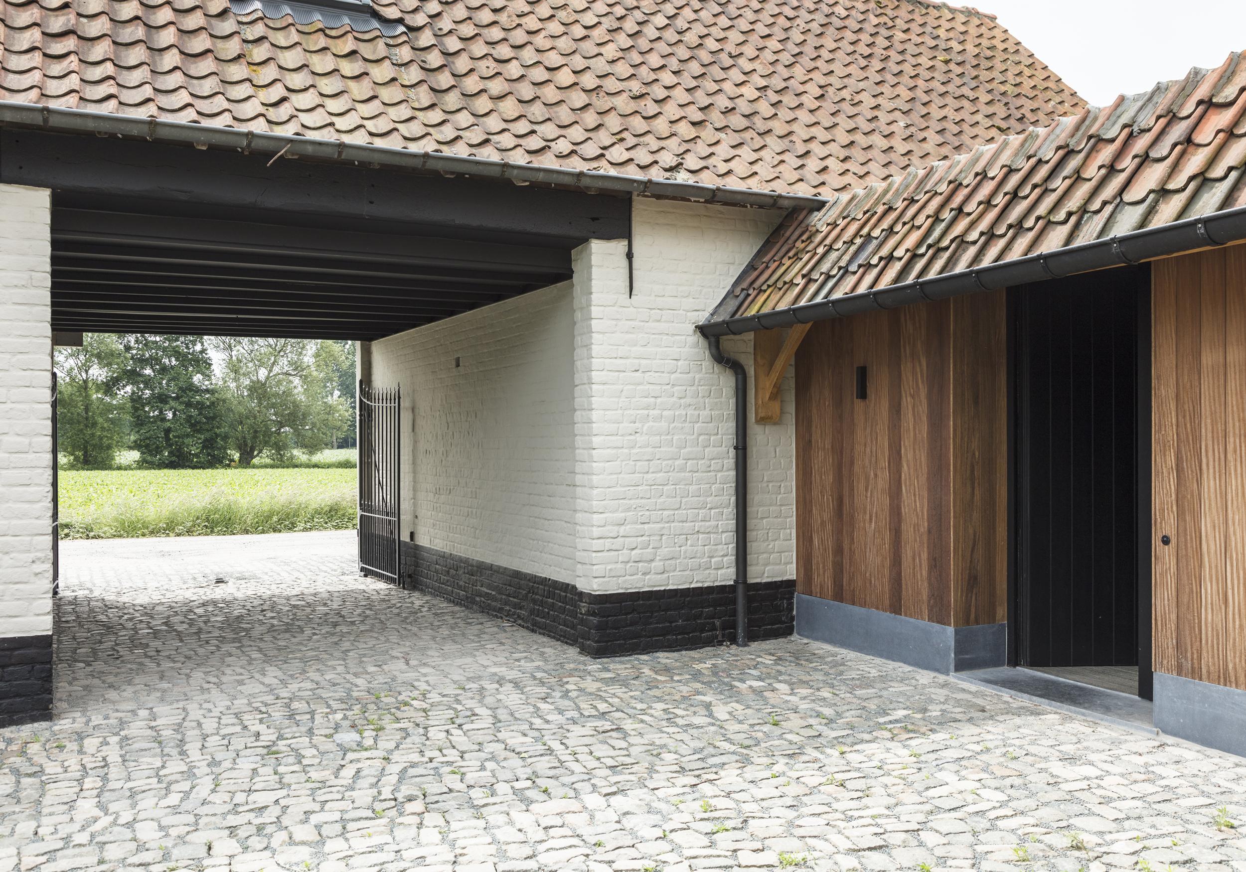 Houten constructie met Nova deur