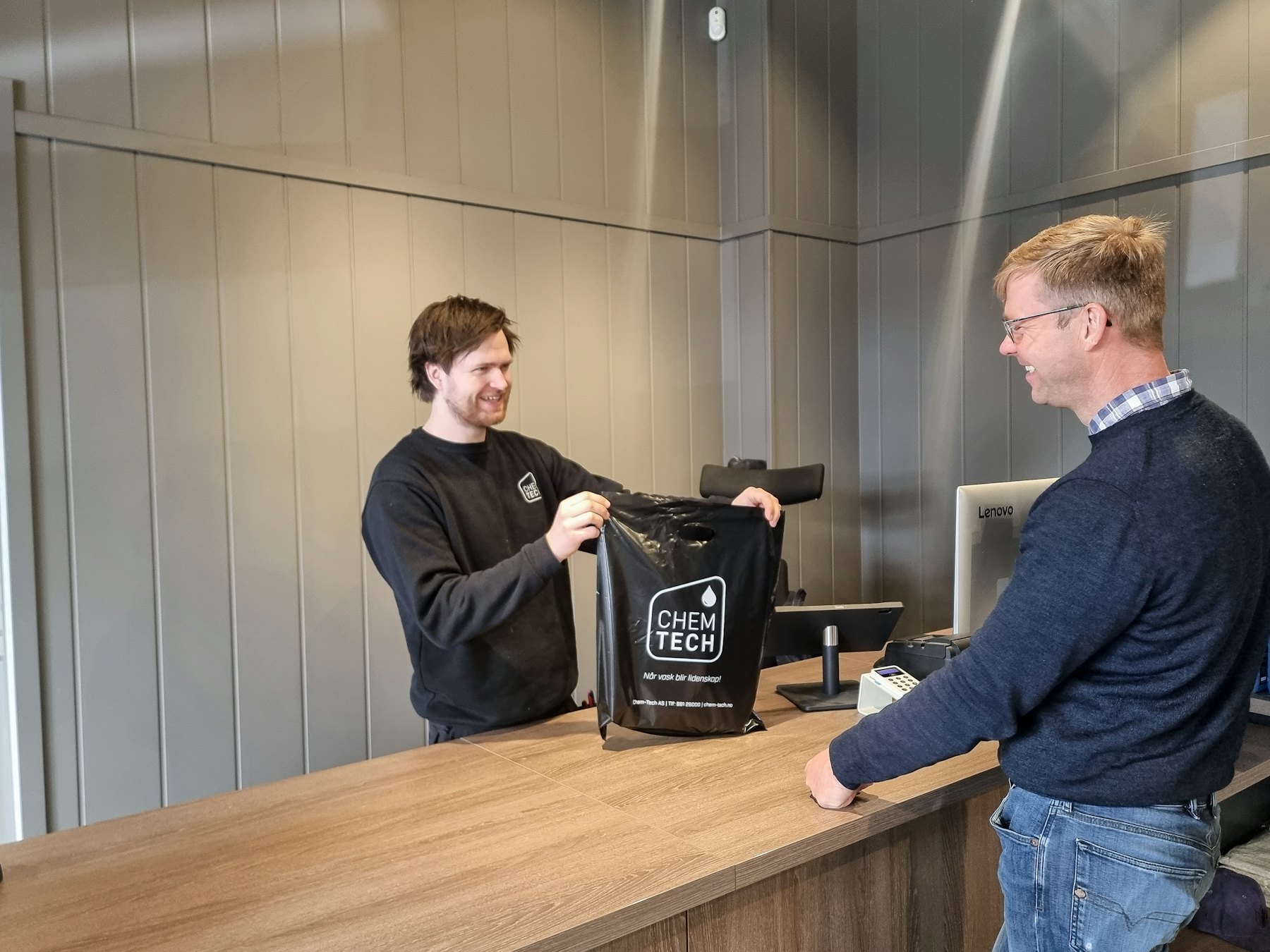 Butikken til Chem-Tech på Lena