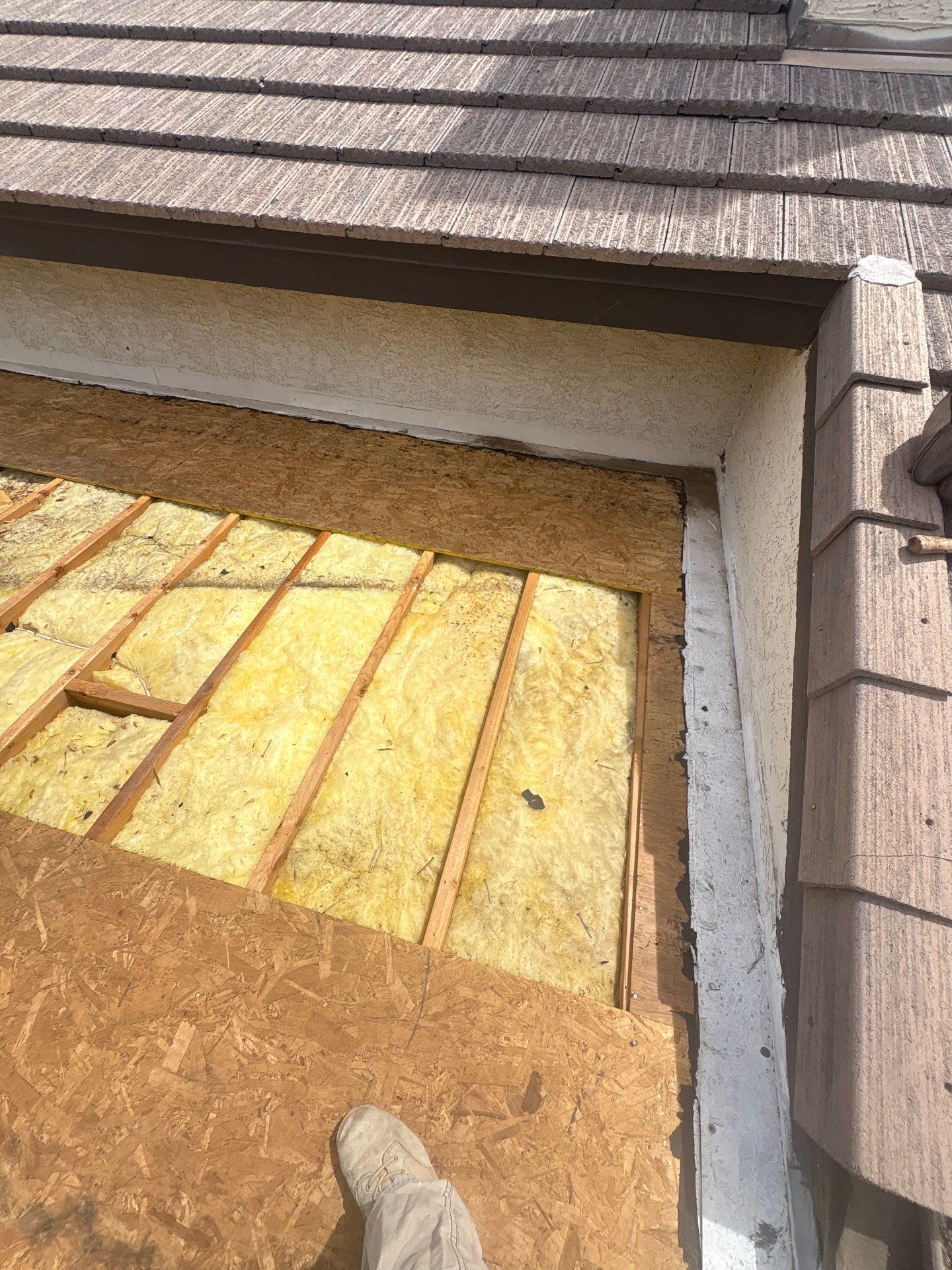 Tile roof replacement in Glendale, AZ