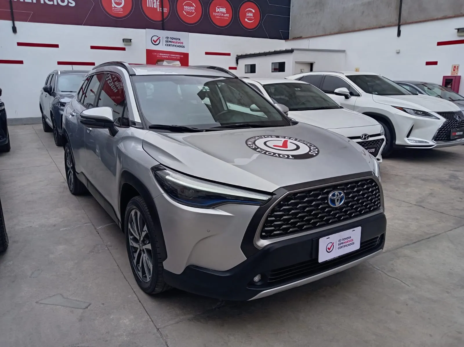 TOYOTA COROLLA CROSS HYBRID