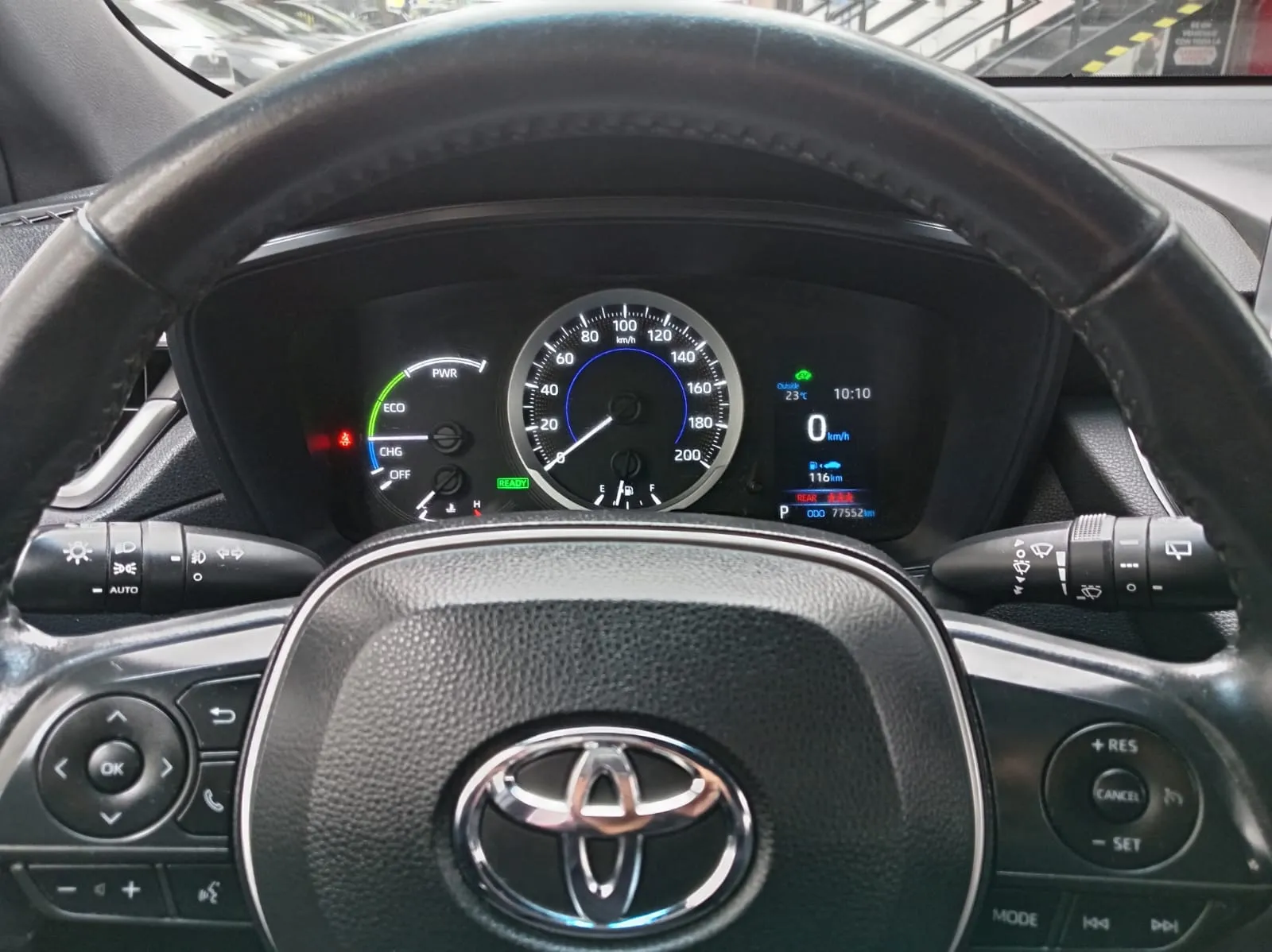 TOYOTA COROLLA CROSS HYBRID