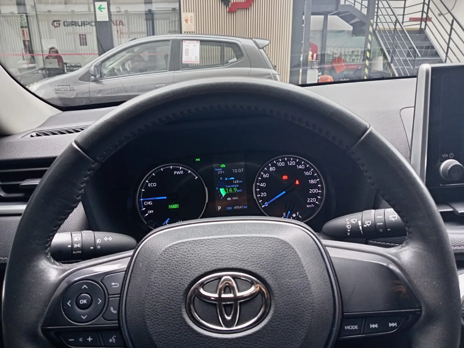 TOYOTA RAV4 HYBRID