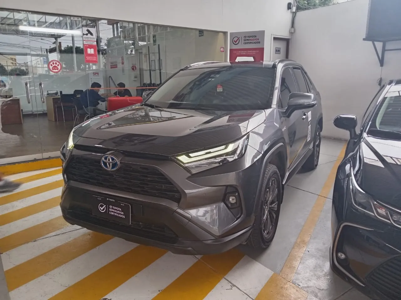 TOYOTA RAV4 HYBRID