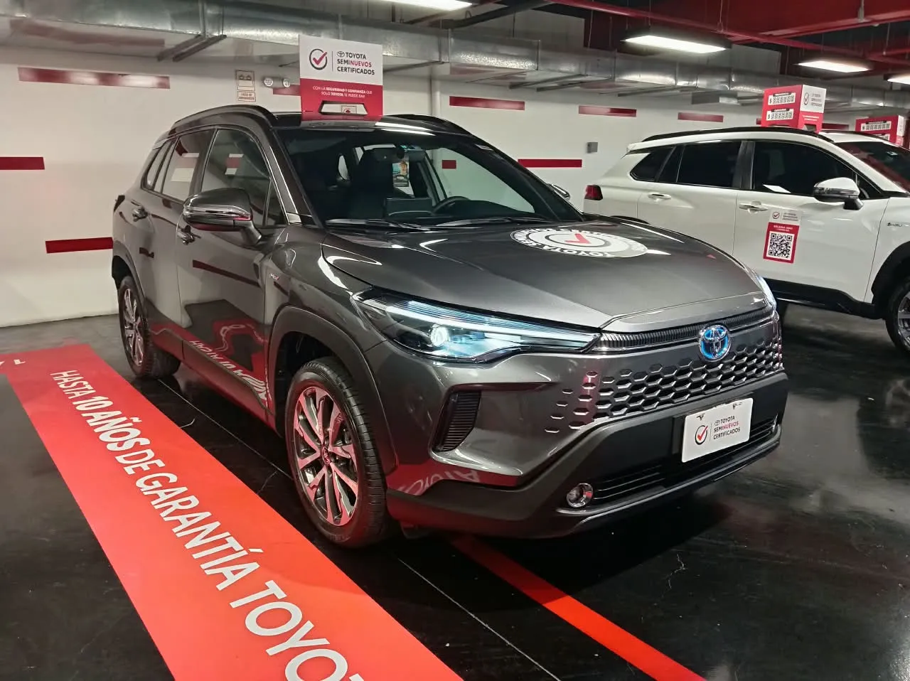 TOYOTA COROLLA CROSS HYBRID
