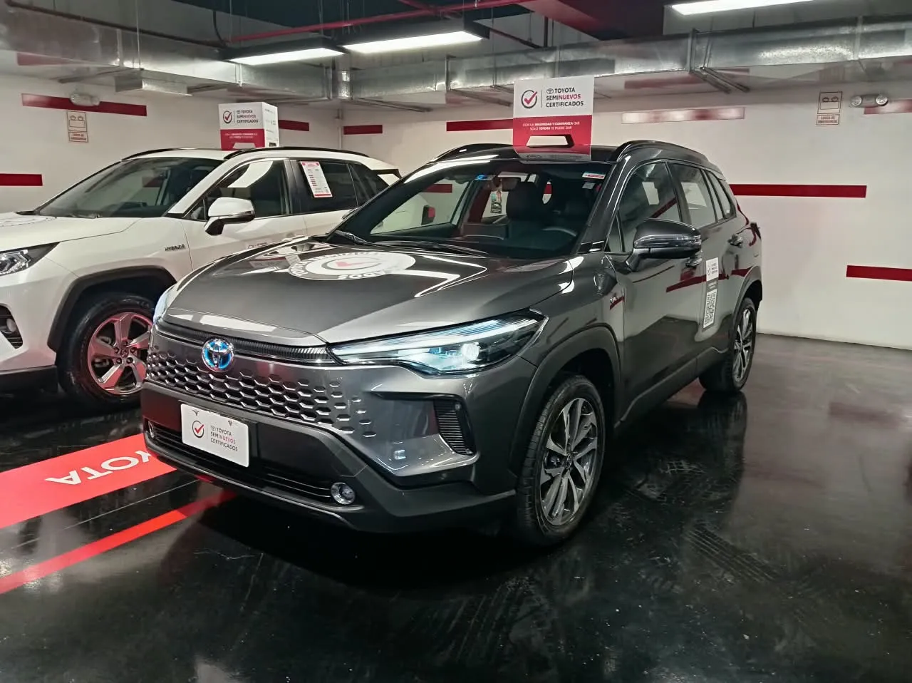 TOYOTA COROLLA CROSS HYBRID