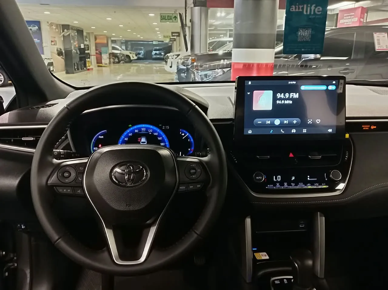 TOYOTA COROLLA CROSS HYBRID