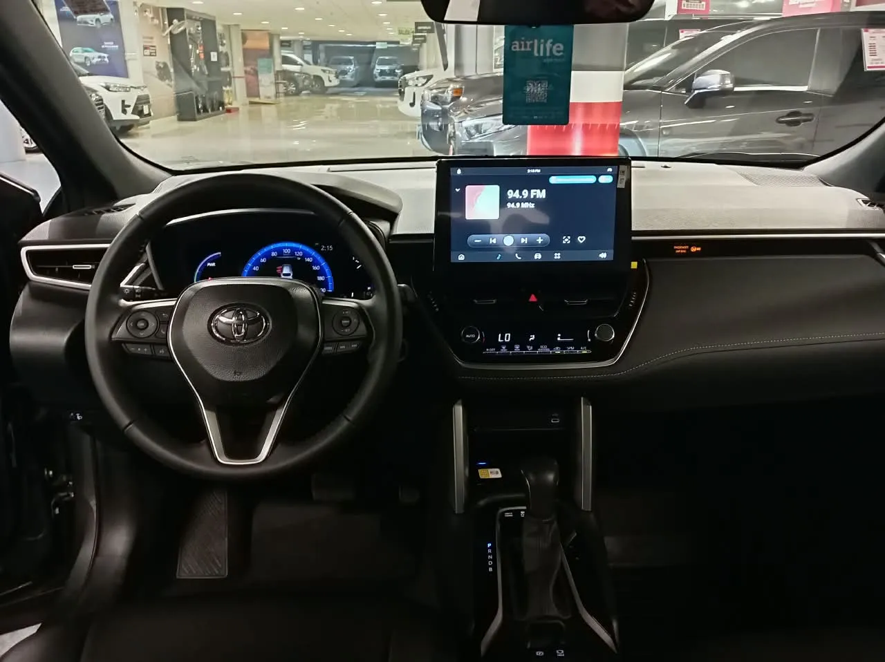 TOYOTA COROLLA CROSS HYBRID