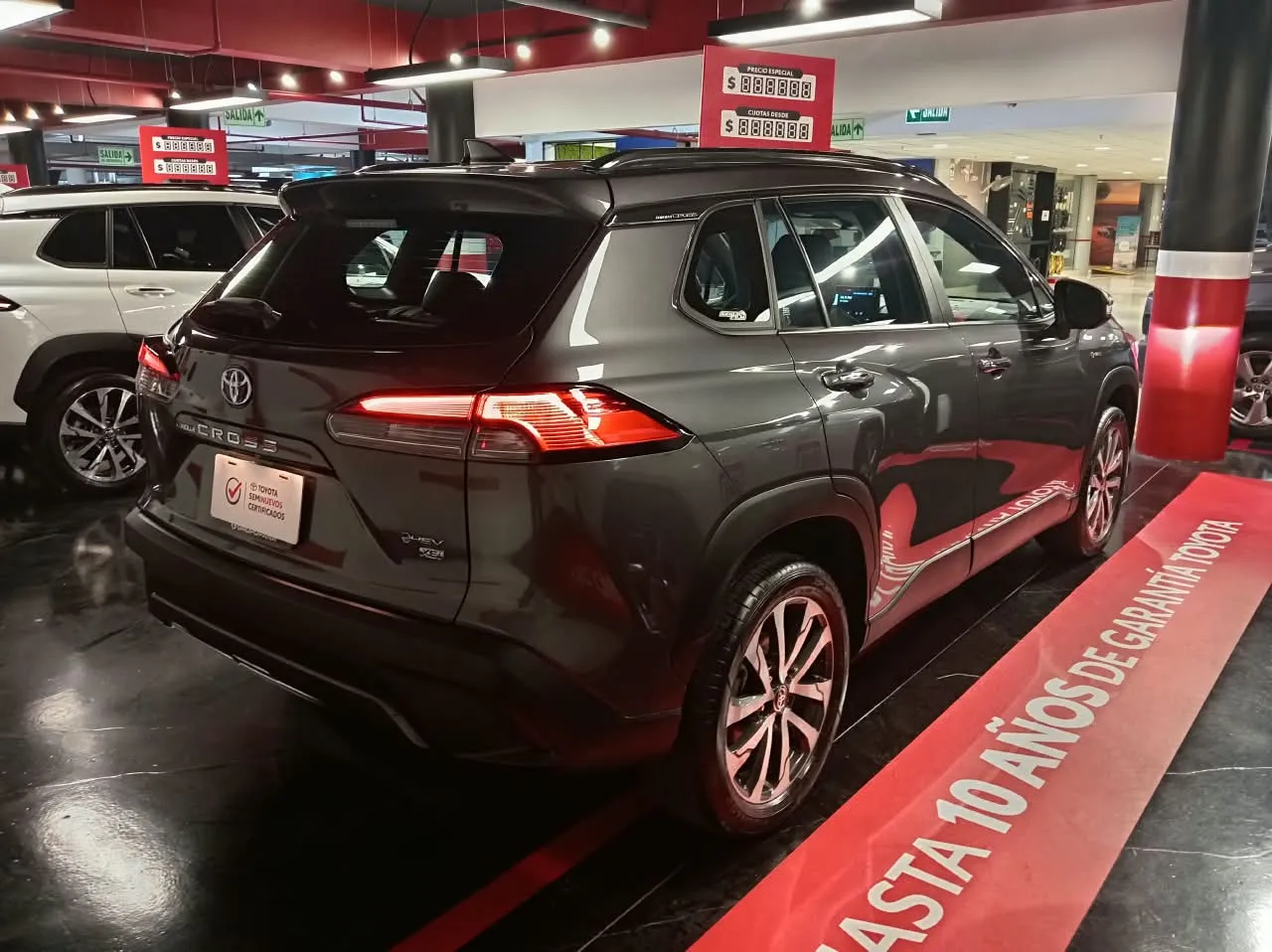 TOYOTA COROLLA CROSS HYBRID