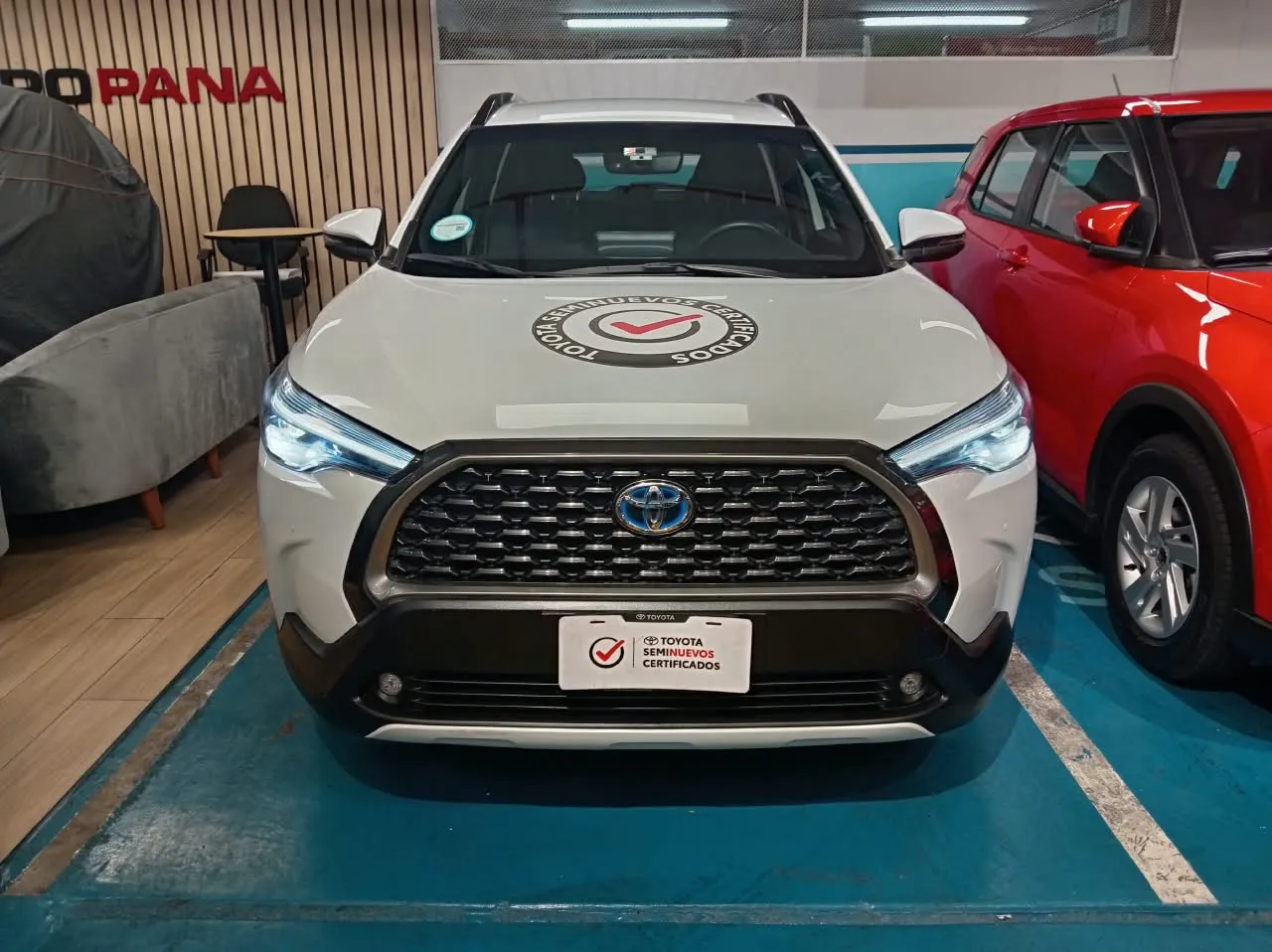 TOYOTA COROLLA CROSS HYBRID