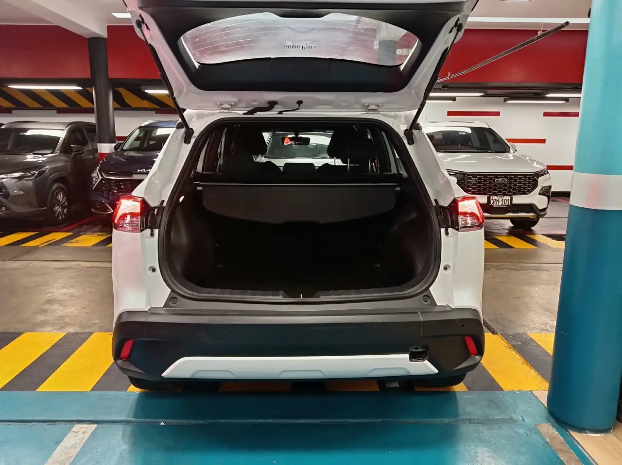 TOYOTA COROLLA CROSS HYBRID