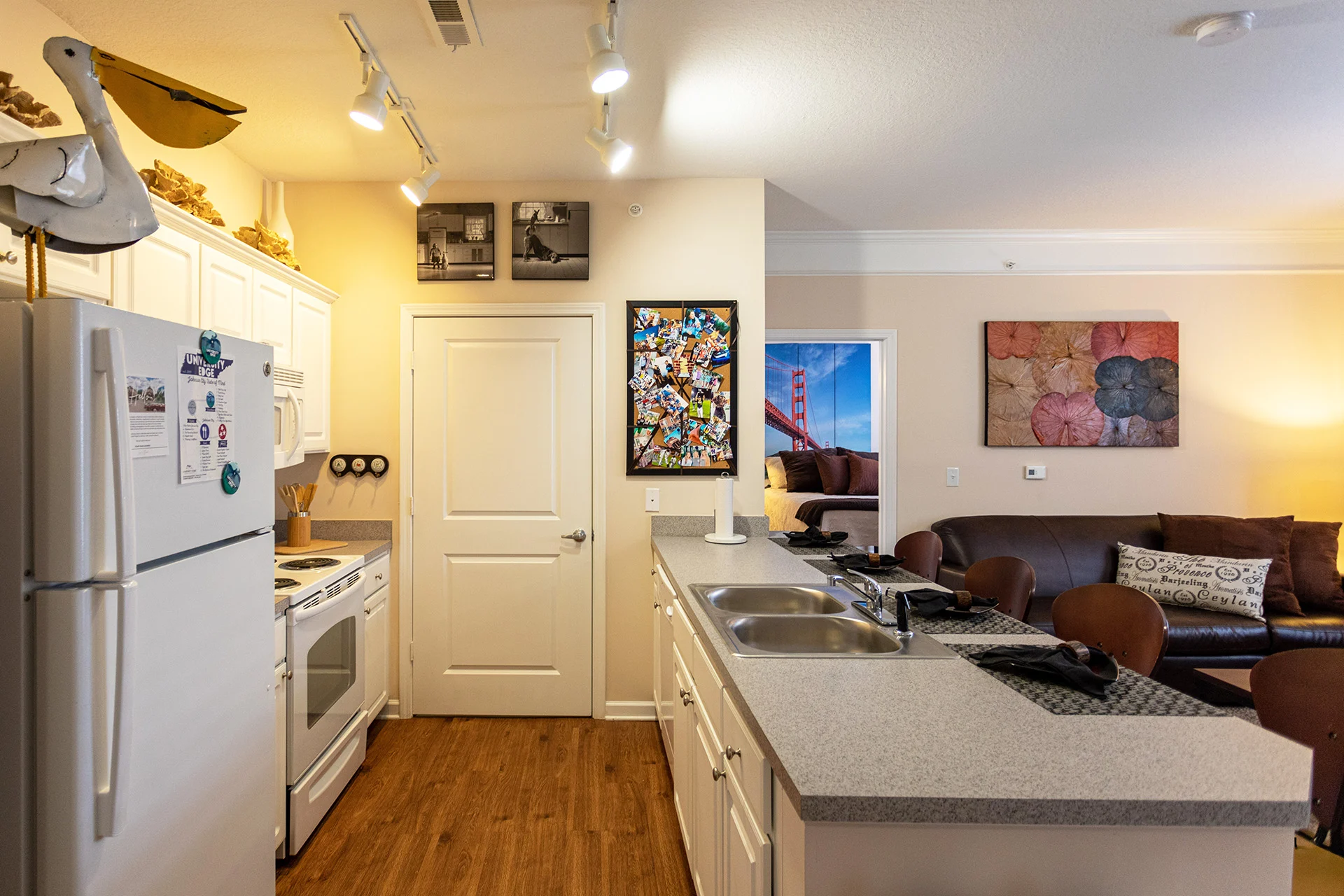 Kitchen with decor
