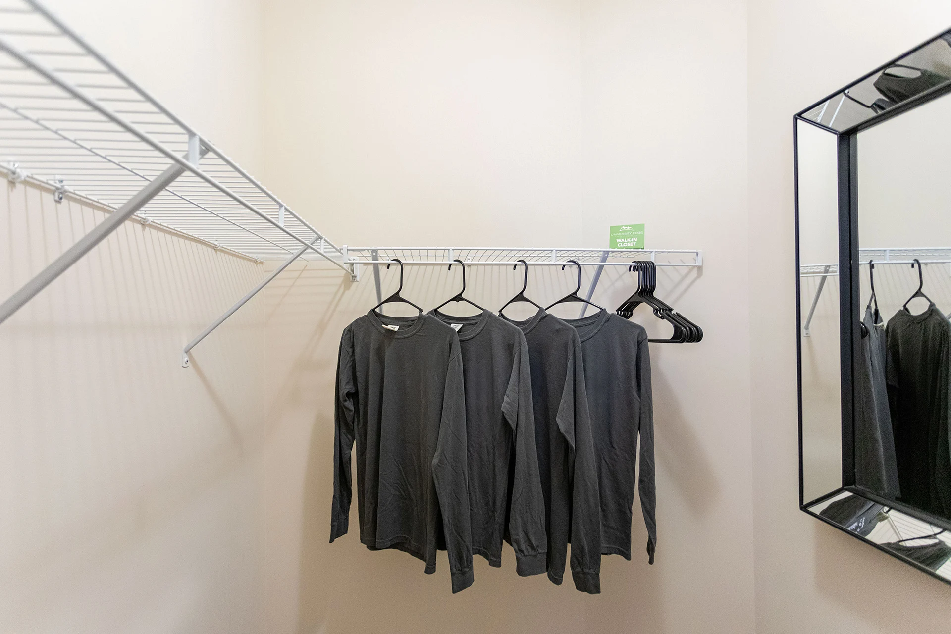 Walk-in closet