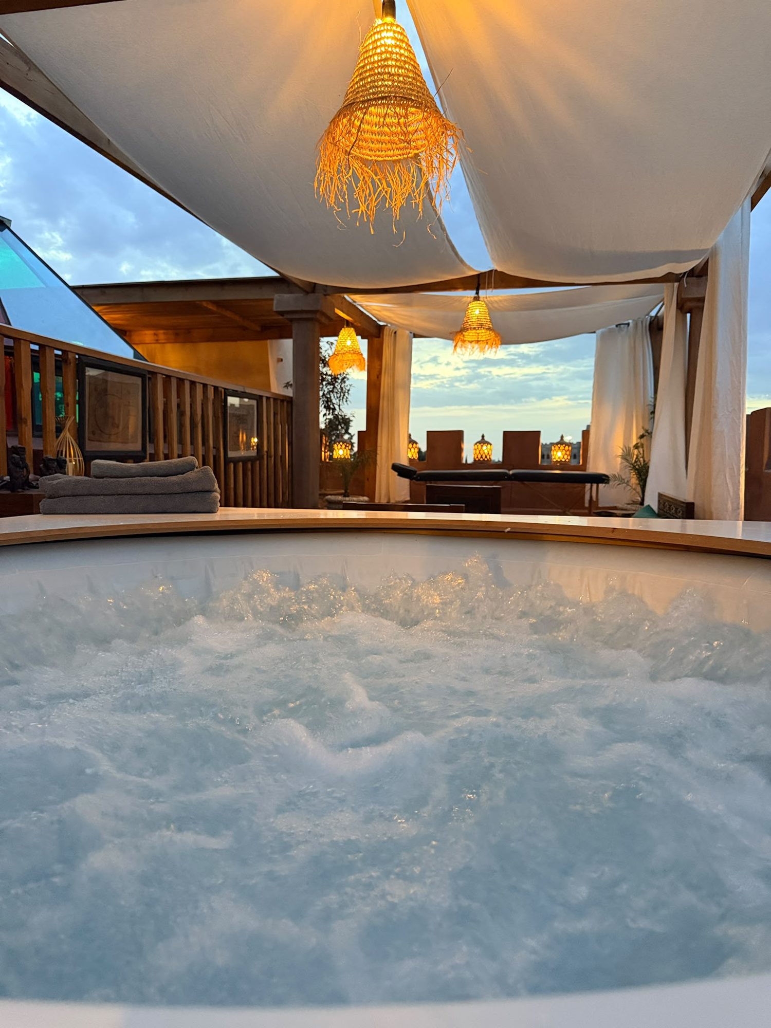 Rooftop avec jacuzzi chauffé