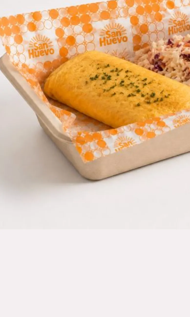 Omelette en caja con ensalada
