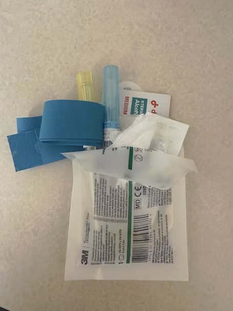 The author’s photograph of a prepared IV placement kit
