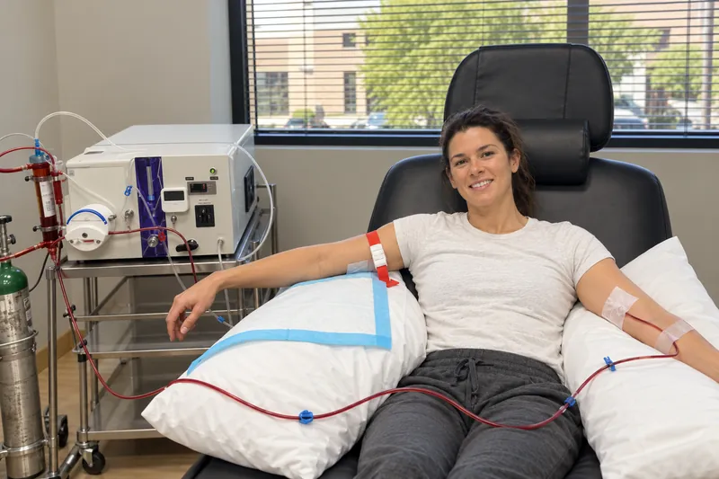 EBOO Therapy: Benefits, Side Effects, Cost, and How It Compares