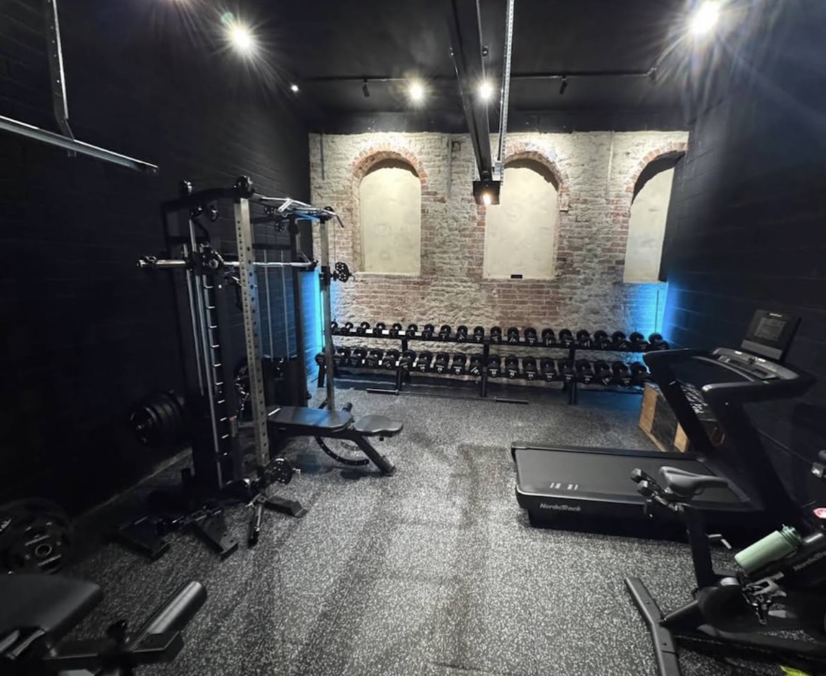 Commercial gym