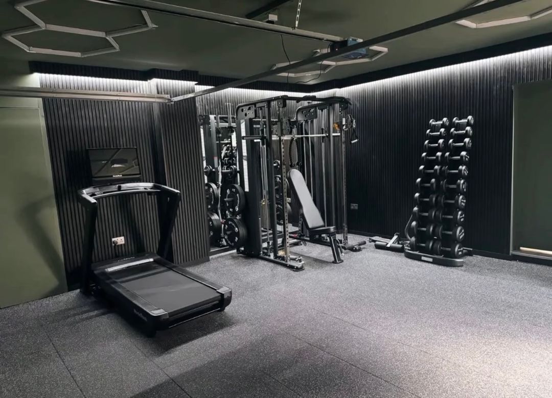 GARAGE GYM