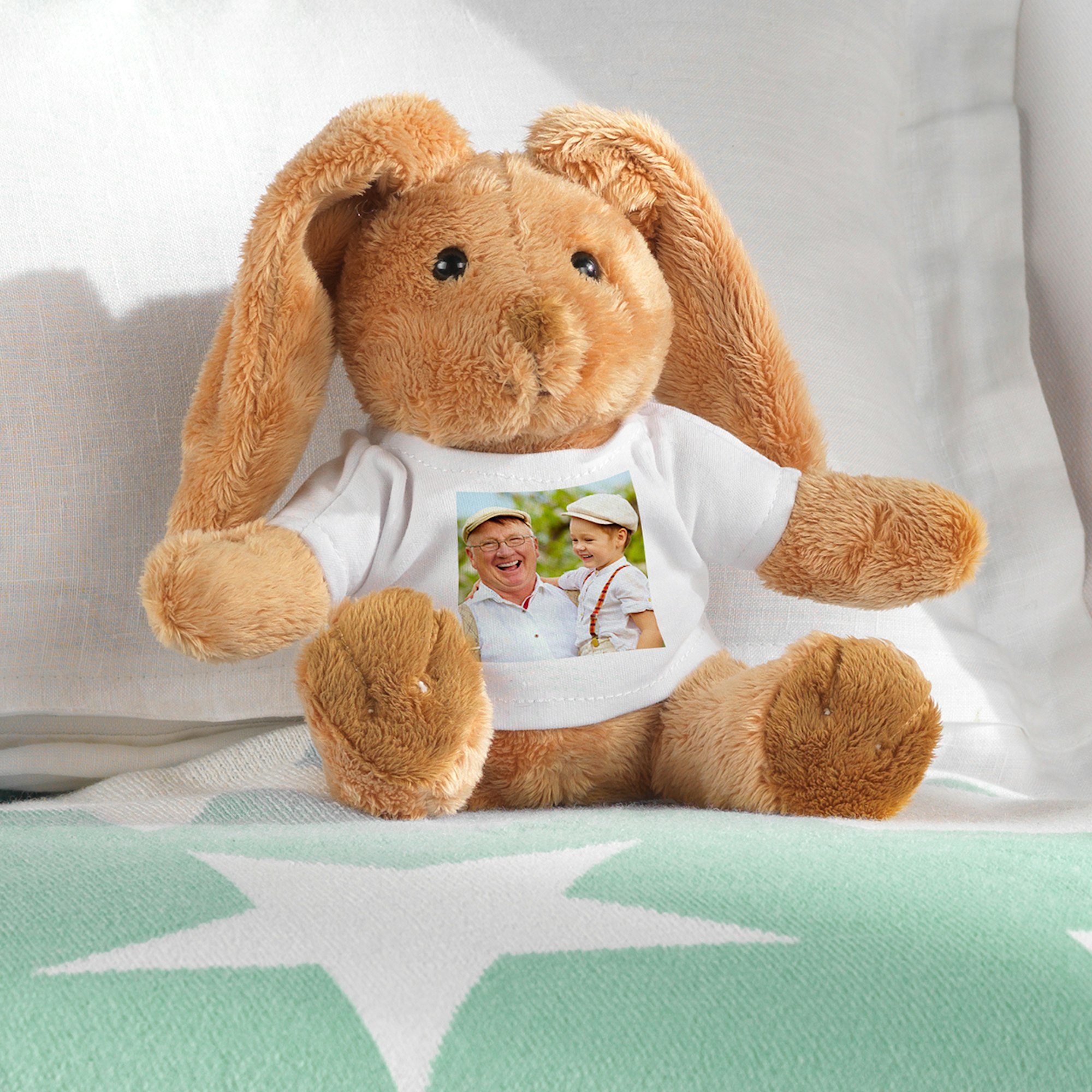 Kuscheltier Hase mit Foto-T-Shirt