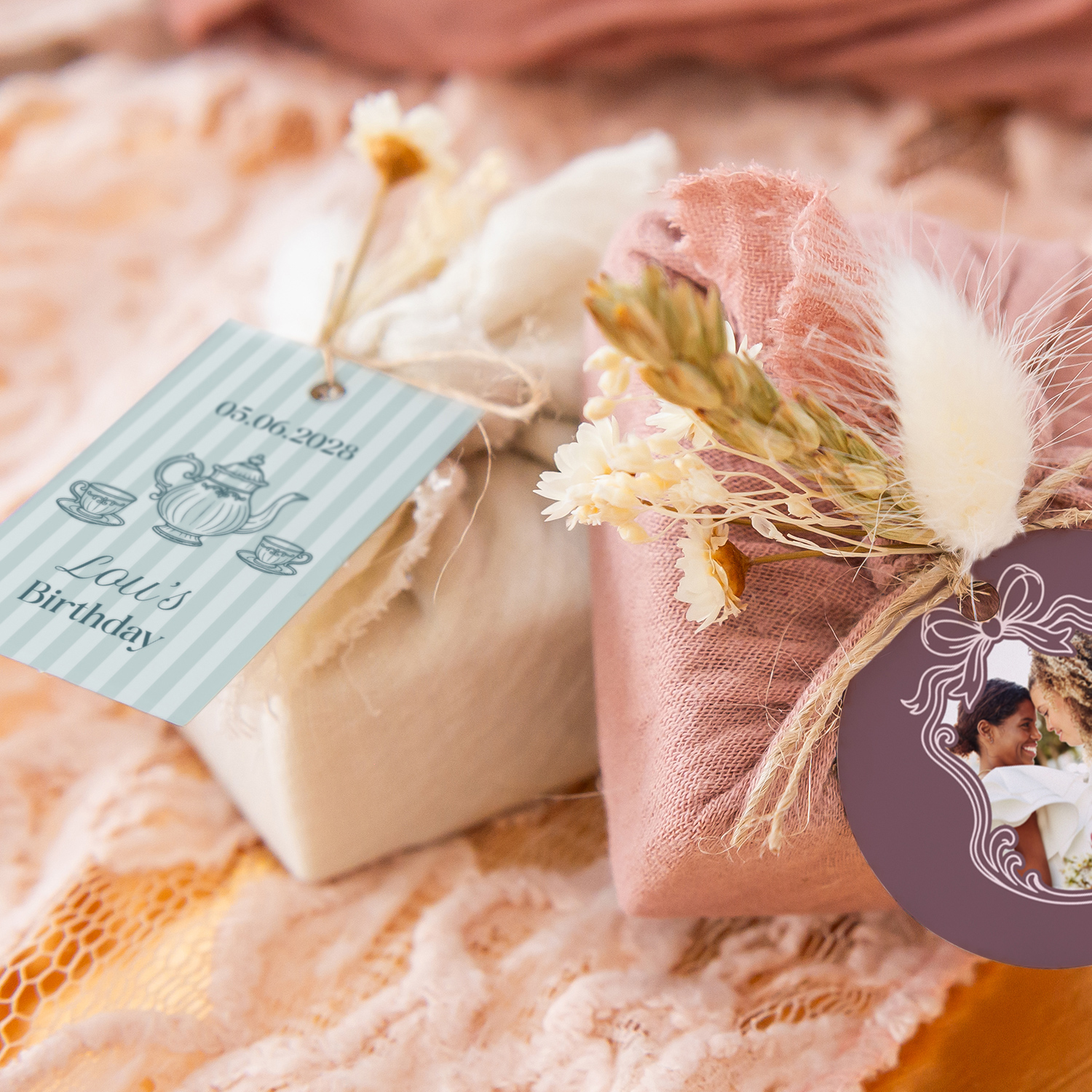 Seifen in rosa Baumwolltuch, rechteckiges Etikett – 6er-Set