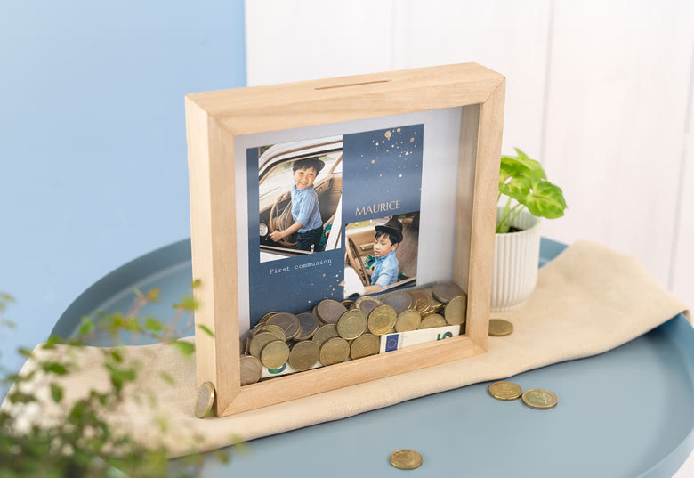 Spardose aus Holz mit Foto