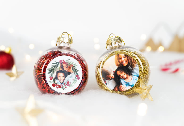 Weihnachtskugeln transparent mit Lametta – 2er-Set