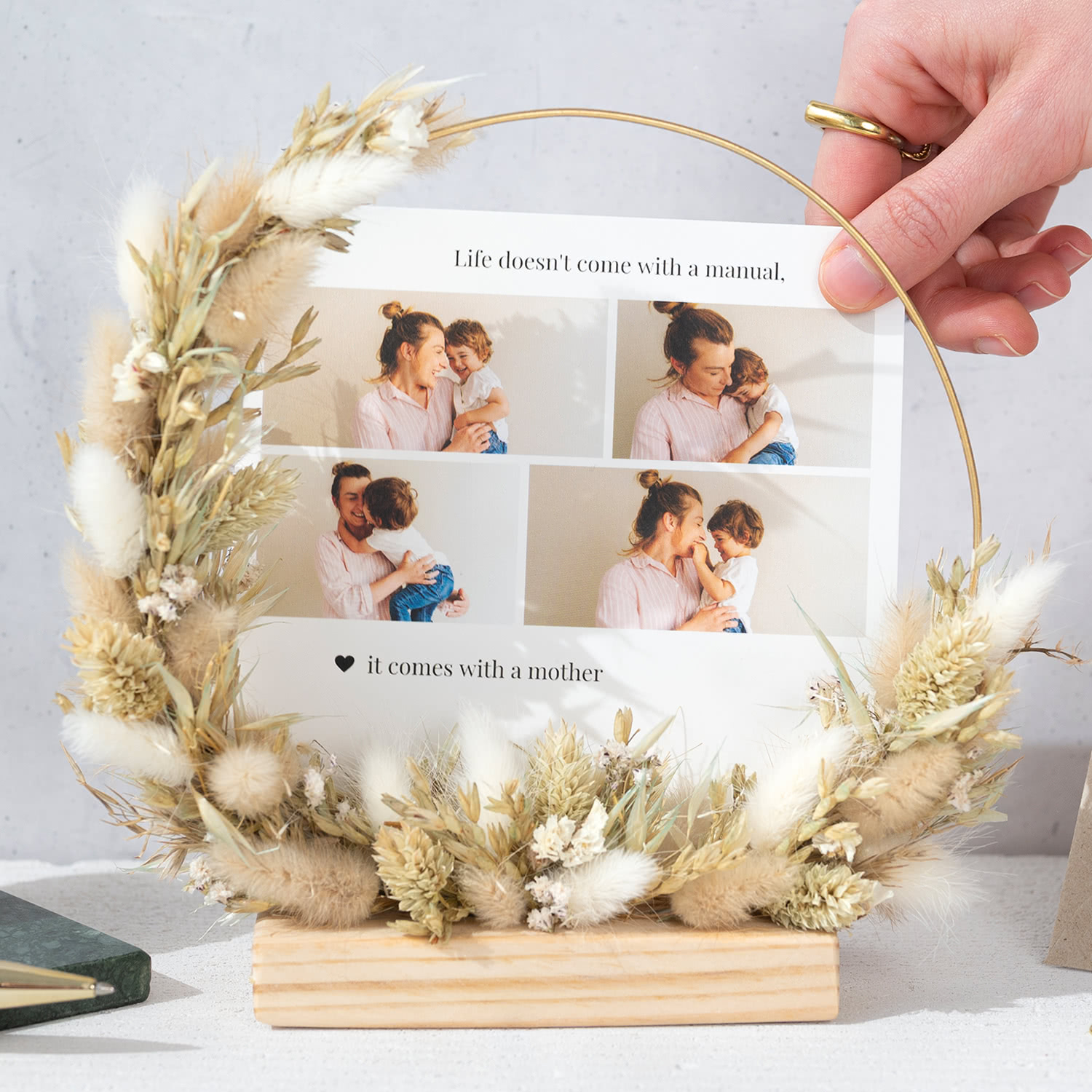Trockenblumenkranz beige mit 1 Karte