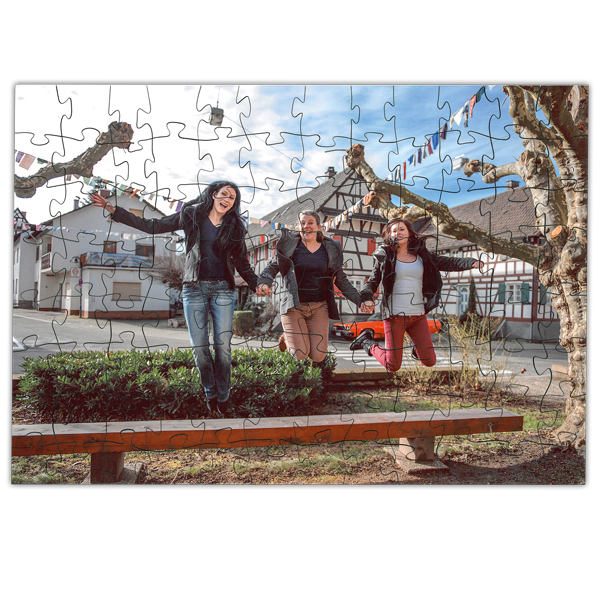 Holzpuzzle mit 96 Teilen und Foto