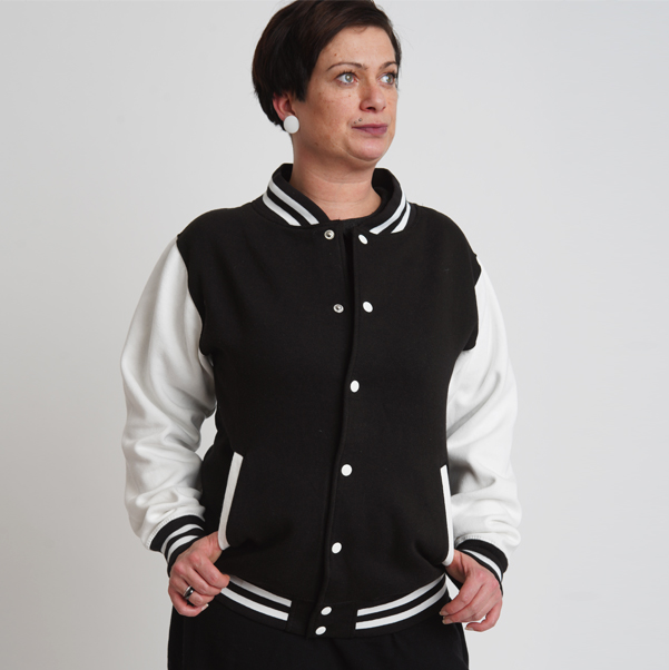 College Jacke mit Kontrasttaschen
