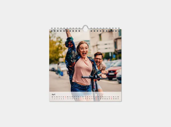 Wandkalender 20x20 cm mit Foto