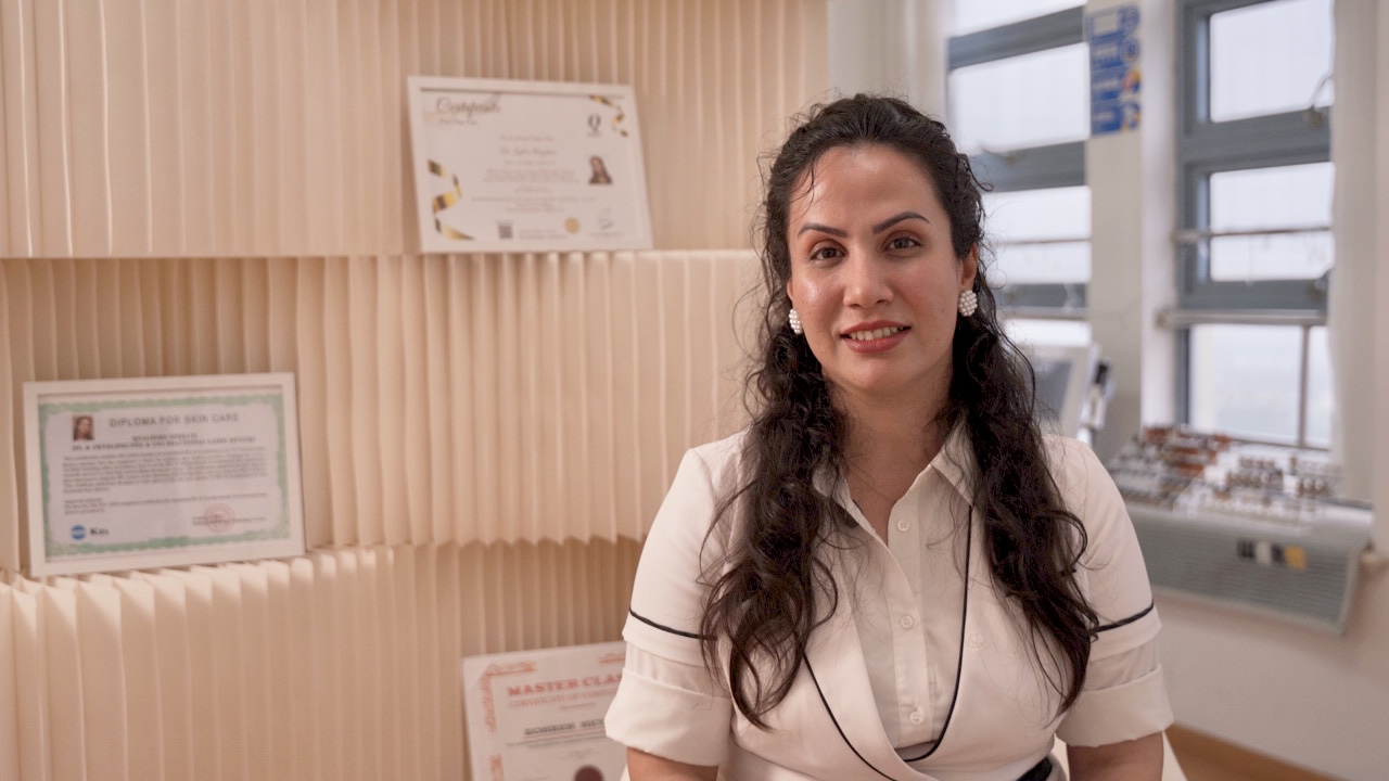 Mahjan skincare practitioner in the Shanghai studio