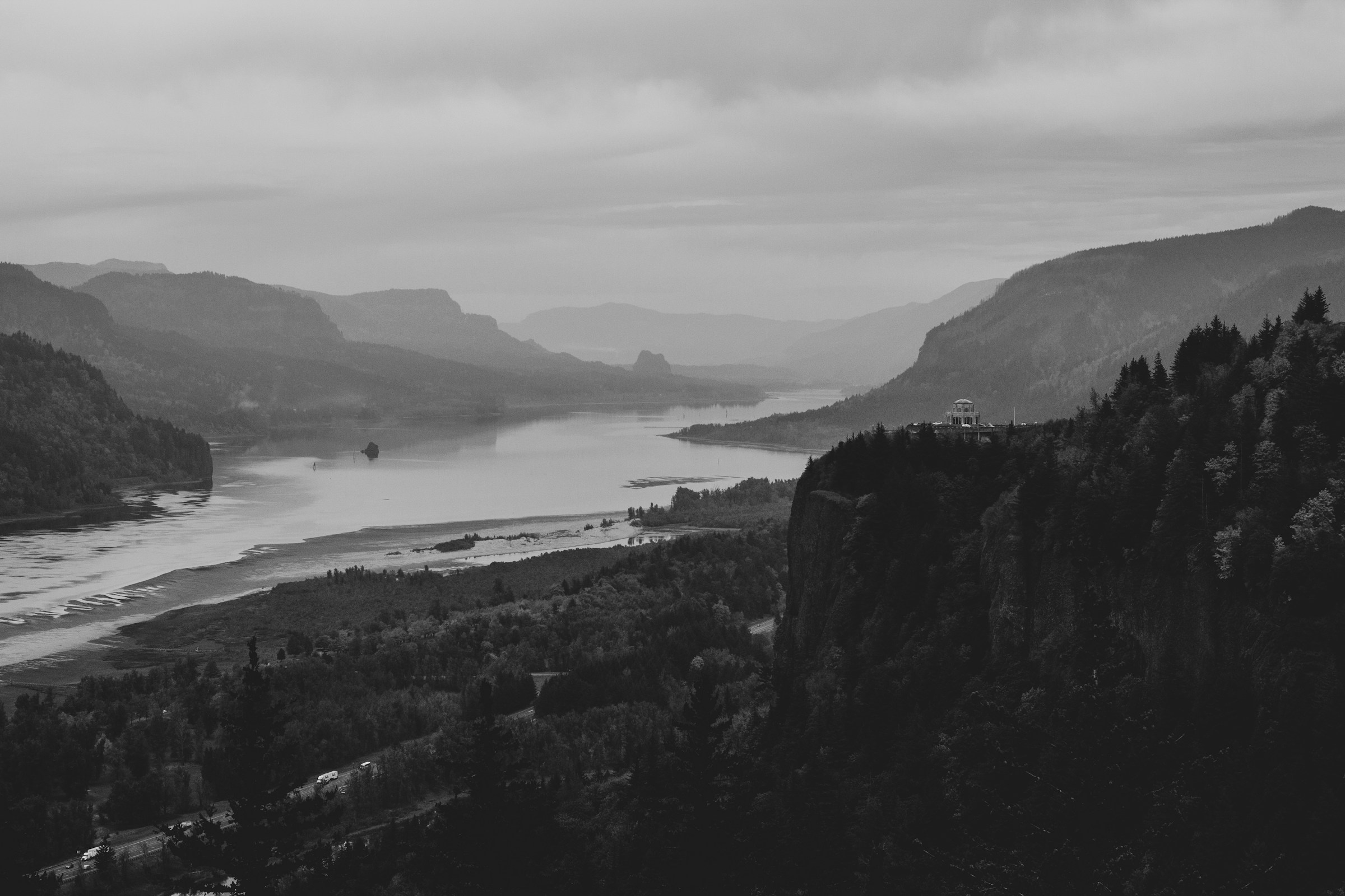 Forested cliffs overlooking the Columbia River Gorge in Oregon