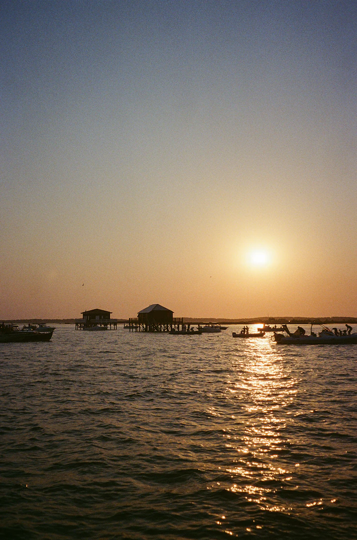 Coucher de soleil sur les cabanes tchanquées