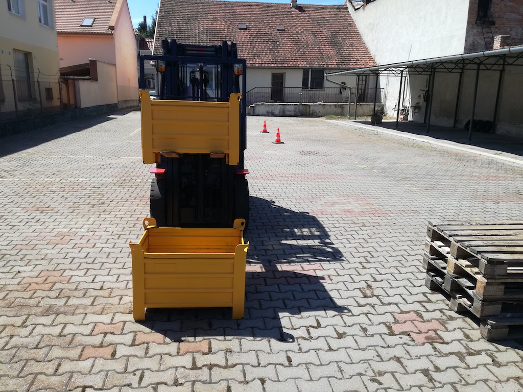 Praktické jazdy – kurz obsluhy motorových vozíkov