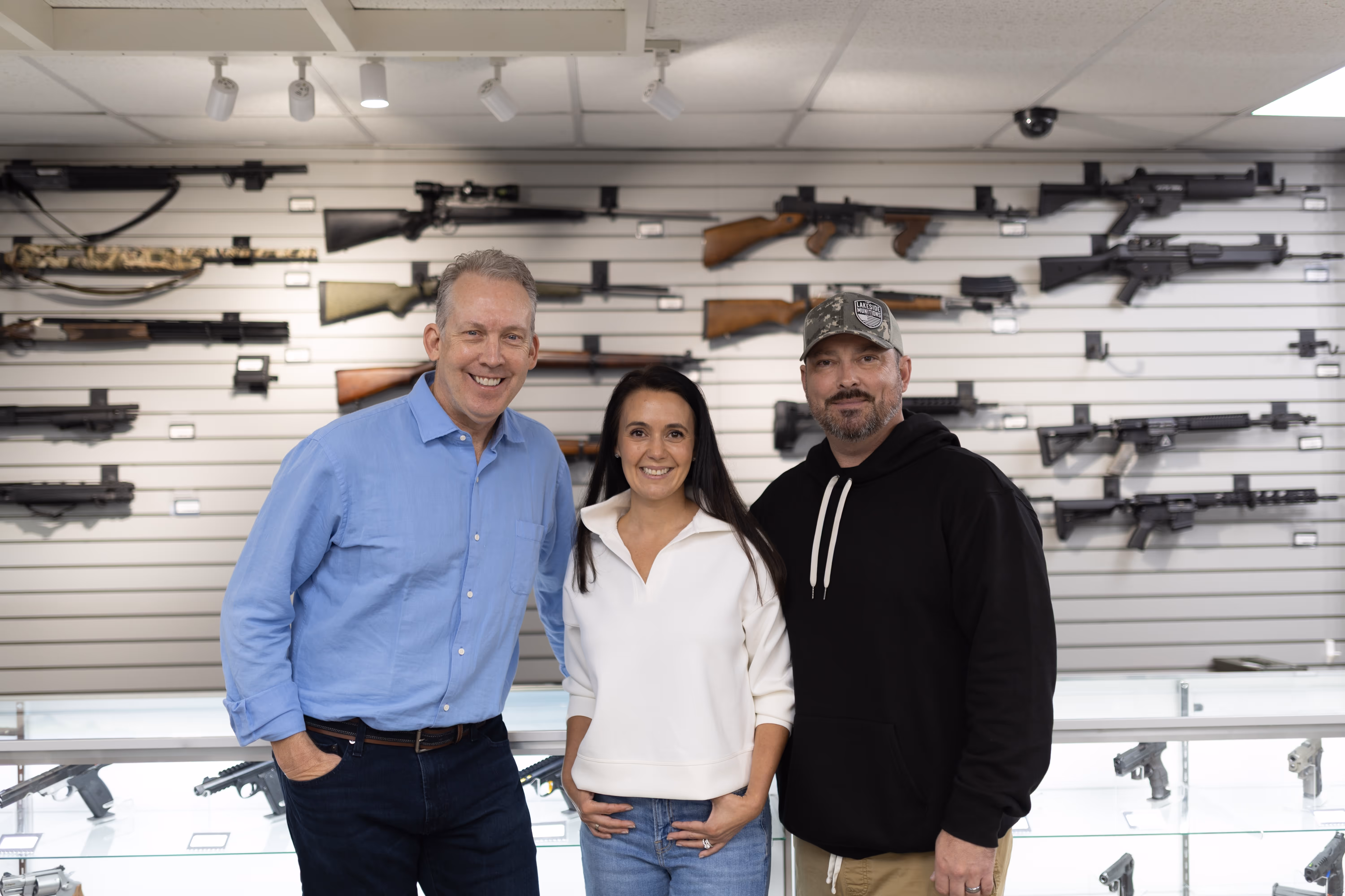 Firearm dealer team using Slingit