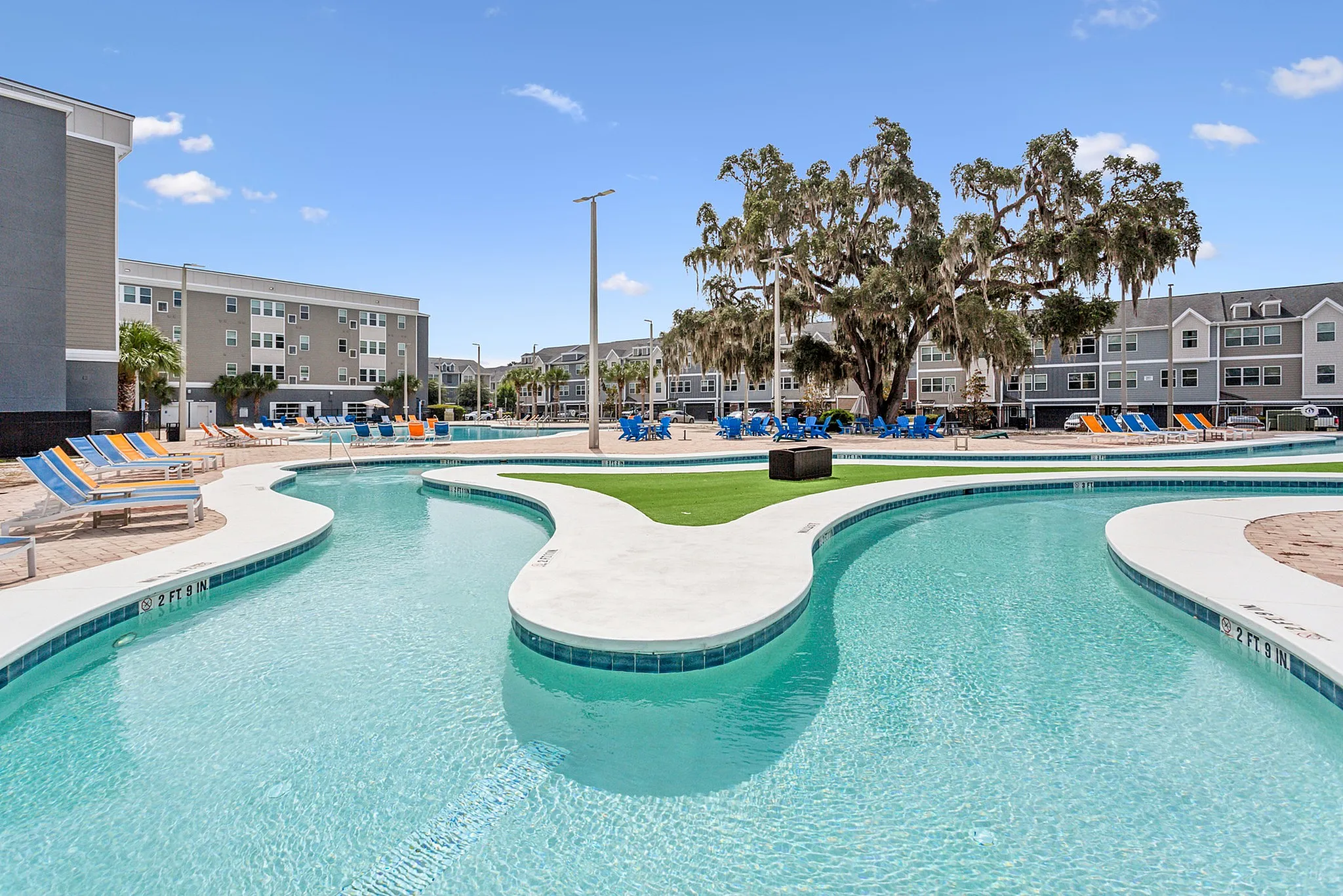 Resident pool and lounge