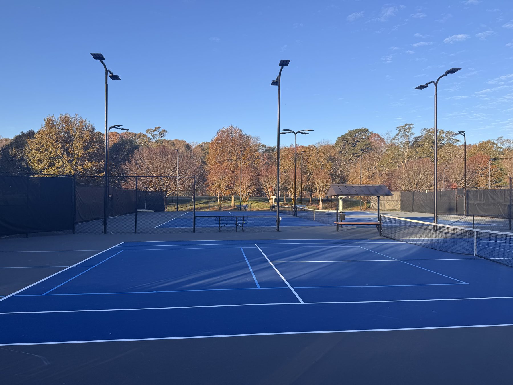 Horseshoe Bend tennis courts with HiLumz LED poles
