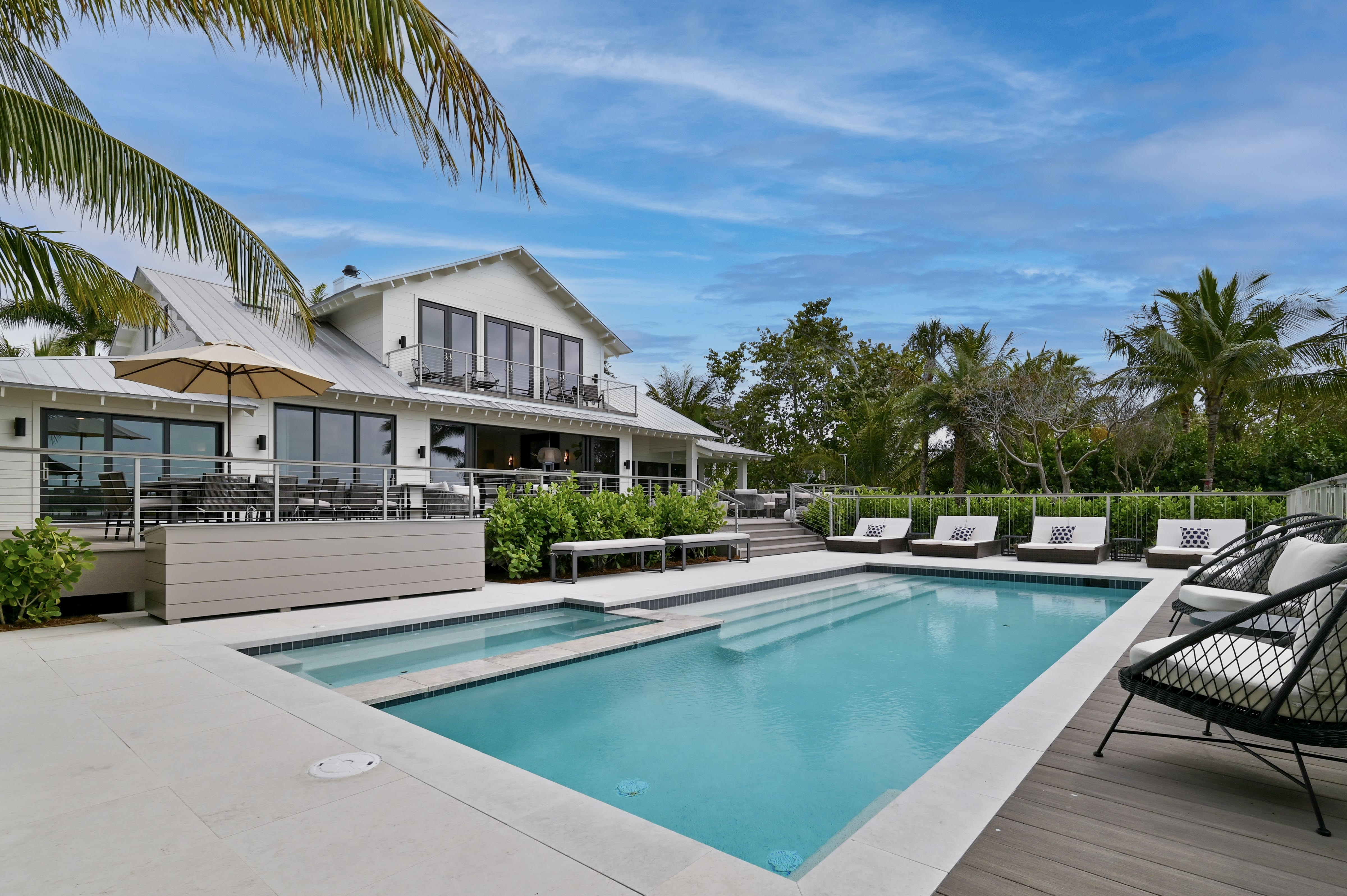 Pool and lounge deck