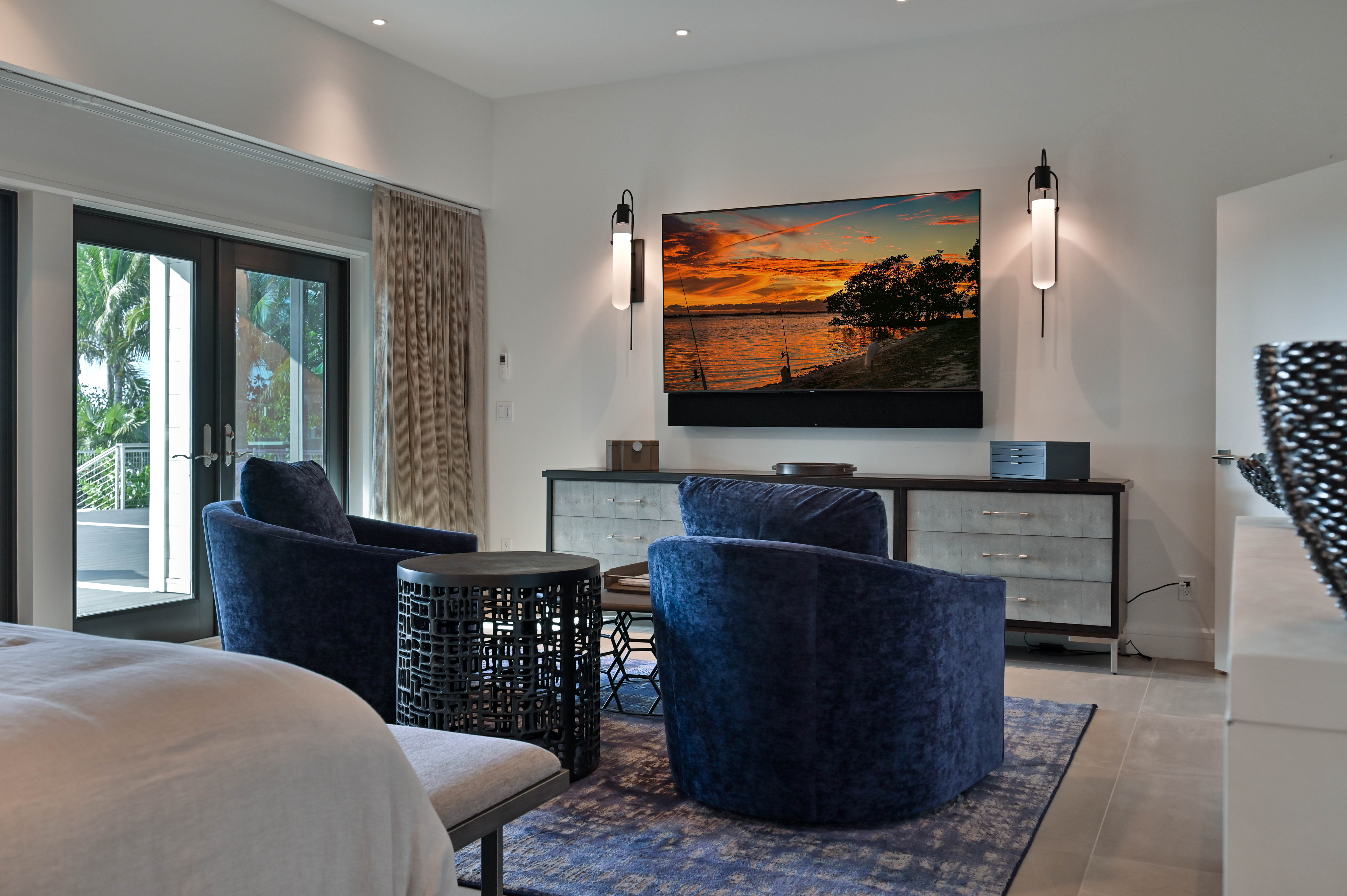 Primary suite sitting area