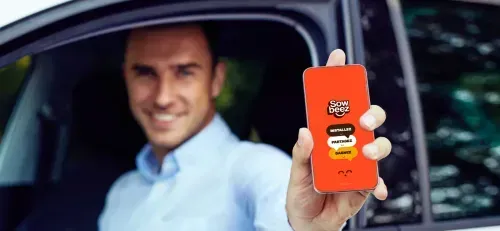 À définir l’application Sowbeez, on peut la considérer comme le « Uber » de l’influence locale. En tant que plateforme de mise en relation, elle permet aux influenceurs locaux comme les nano-influenceurs et les micro-influenceurs de collaborer avec les commerces de proximité. Notre application mobile a tout simplement ubérisée l’influence locale. Entre autres, notre but est de permettre aux particuliers de devenir les ambassadeurs des entreprises locales en ligne : sur les réseaux sociaux et les sites de blogging. 