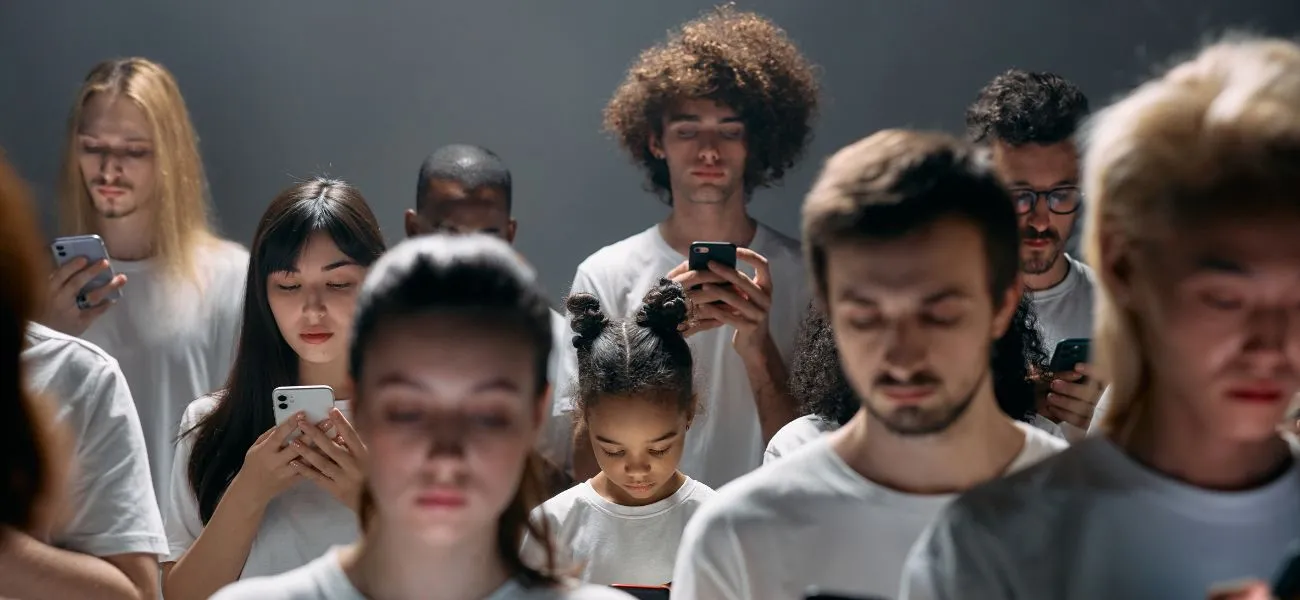Les citoyens influenceurs et les créateurs de contenu sont essentiels pour toute entreprise souhaitant atteindre un public situé dans une zone géographique spécifique. Afin de construire et engager une audience précise, la structure a besoin d’effectuer un ciblage localisé. Elle peut d’ailleurs faire appel à un nano-influenceur. 